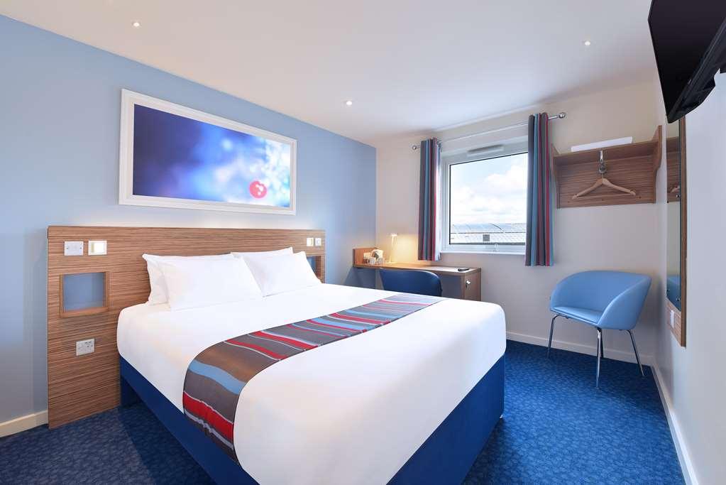 Travelodge ケアフィリ 部屋 写真