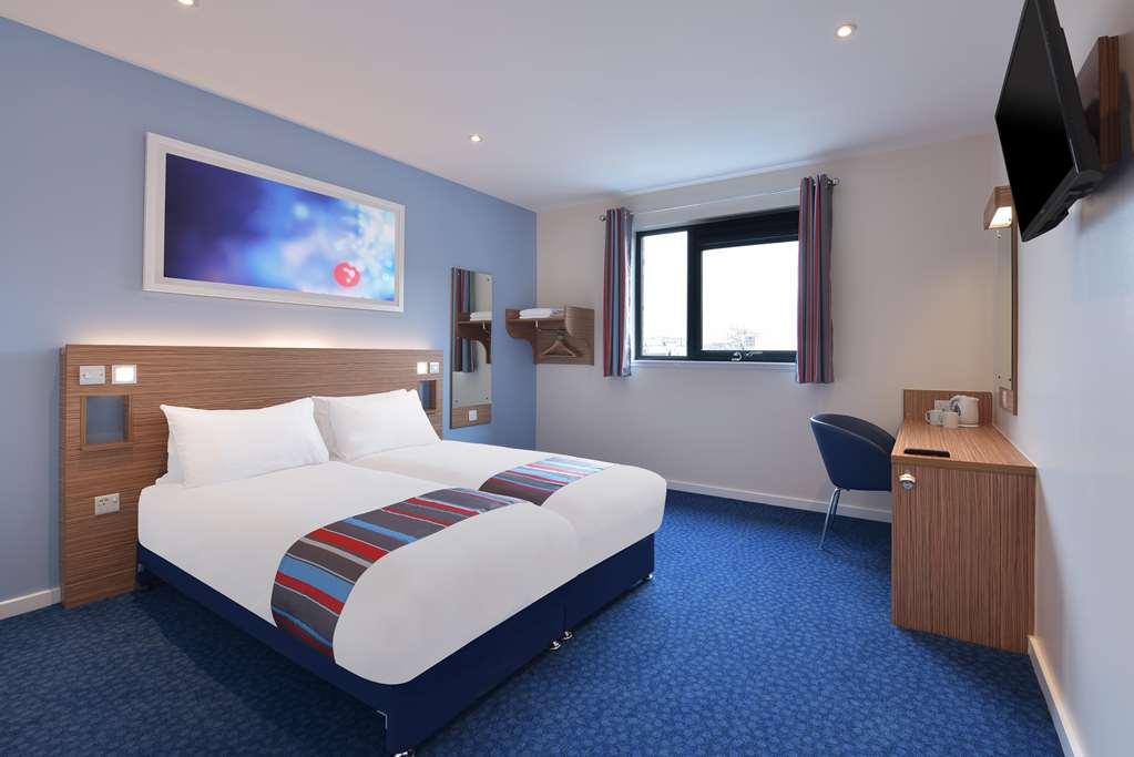 Travelodge ケアフィリ 部屋 写真